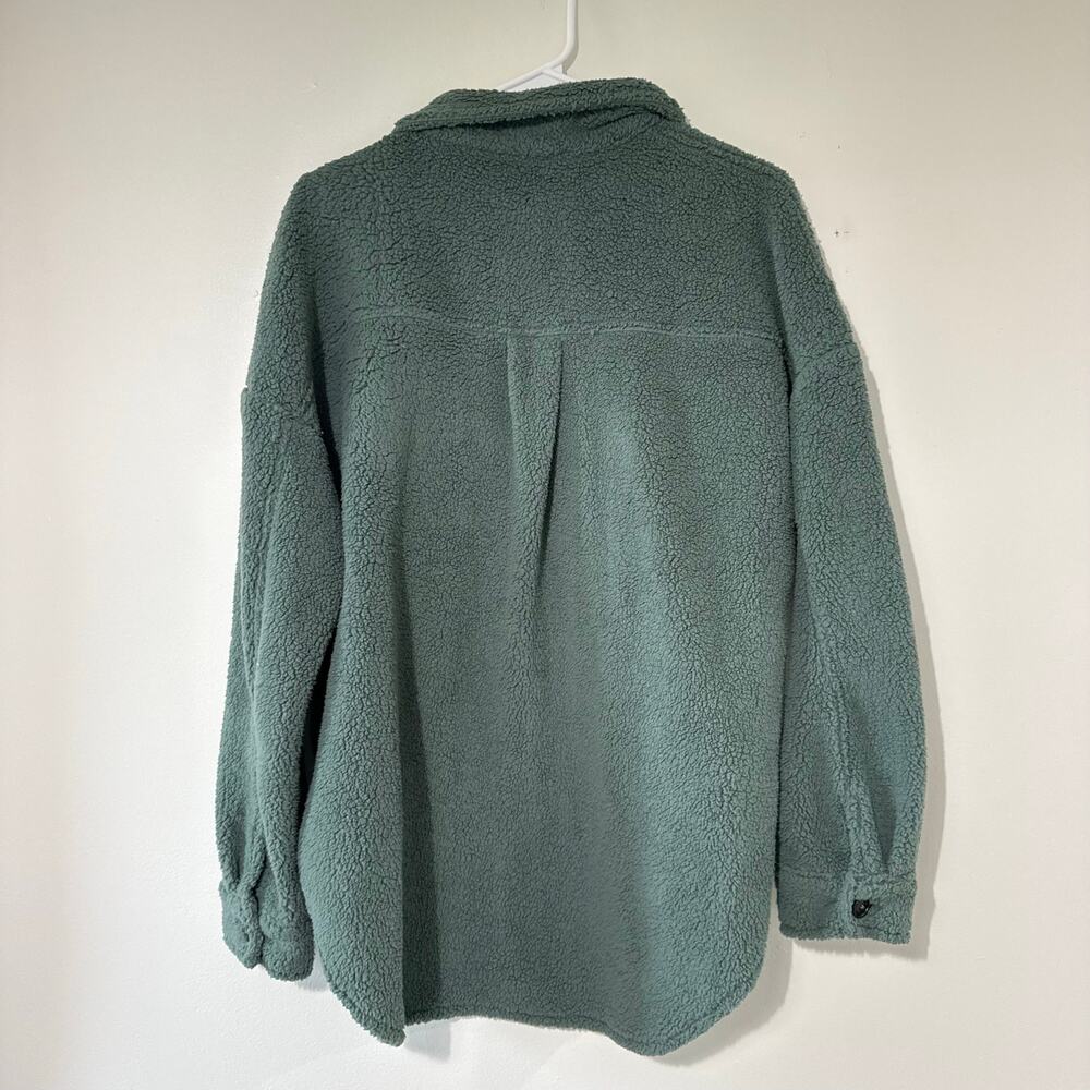 Pink Lily Sherpa Shirt Jacket Shacket Sage Green Teddy Button Front Size Medium - Picture 3 of 5